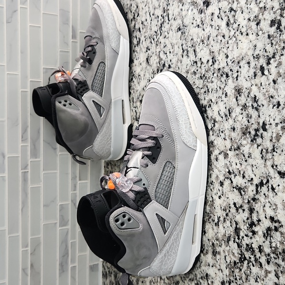 Cool Gray Jordan Spizike Basketball Shoes sz 10.5 athletic sneakers 316371-008 - Picture 3 of 6